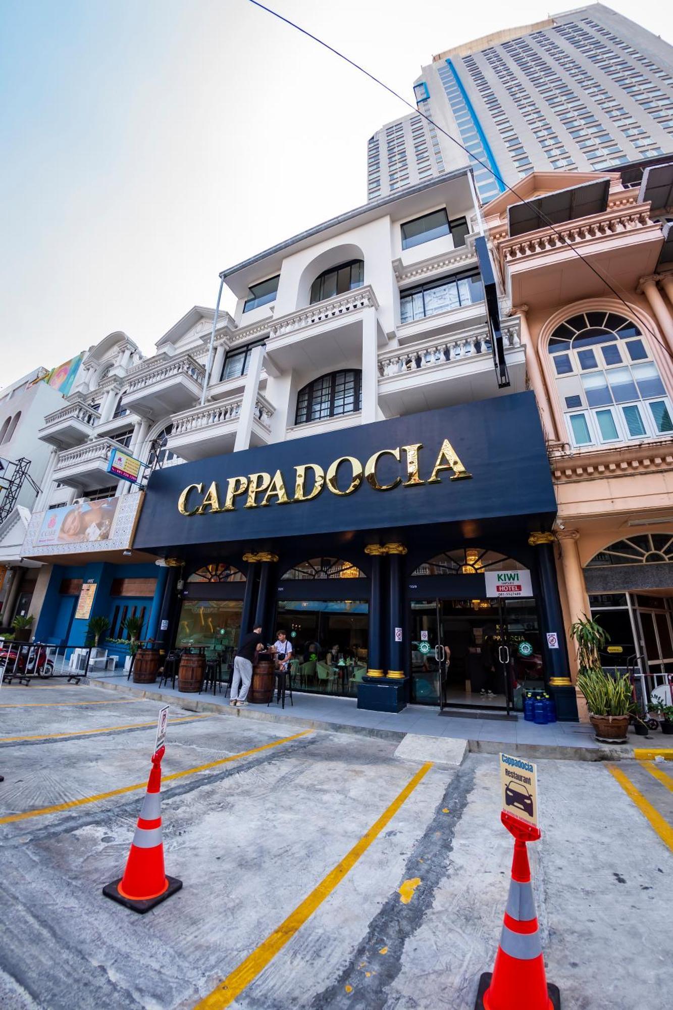 Kiwi Capsule Hotel Bangkok Dış mekan fotoğraf